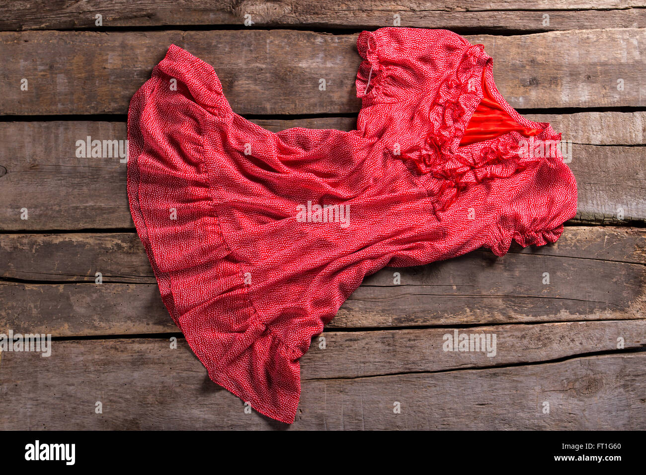 Vinensa V Neck S S Top Red