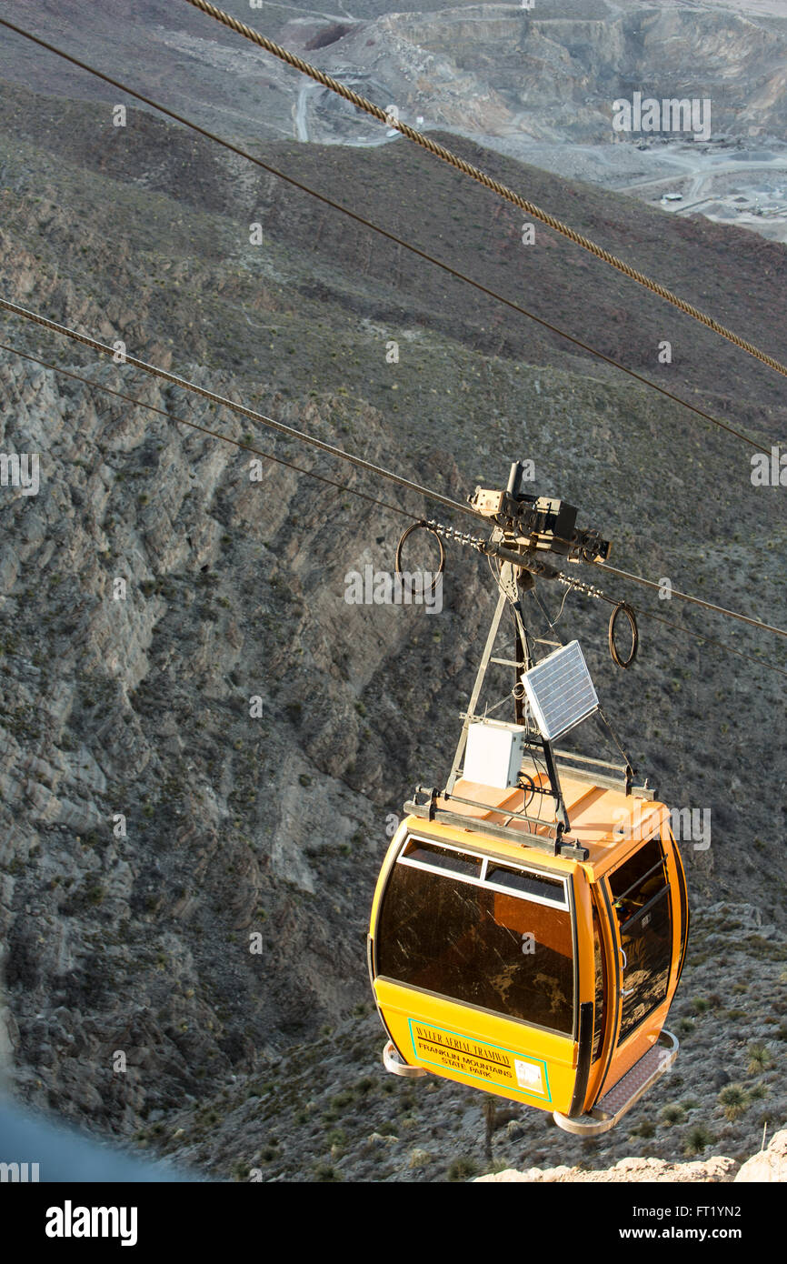 Sandia Peak Tramway (cable car Stock Photo Alamy