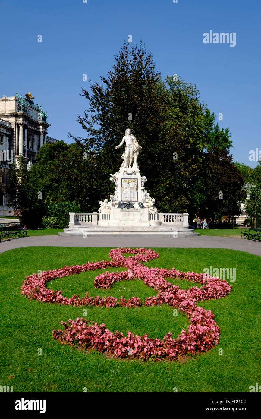 Mozart statue in Burggarten Imperial Palace Gardens, Vienna, Austria, Europe Stock Photo