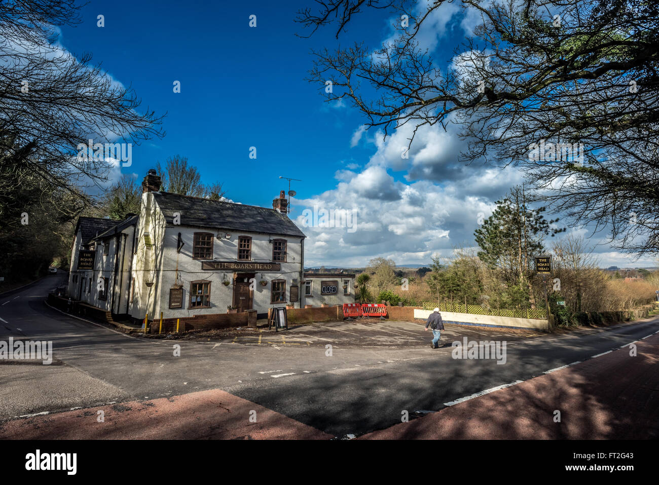 The Boar's Head pub in Horsham, West Sussex, now closed for business Stock Photo Alamy