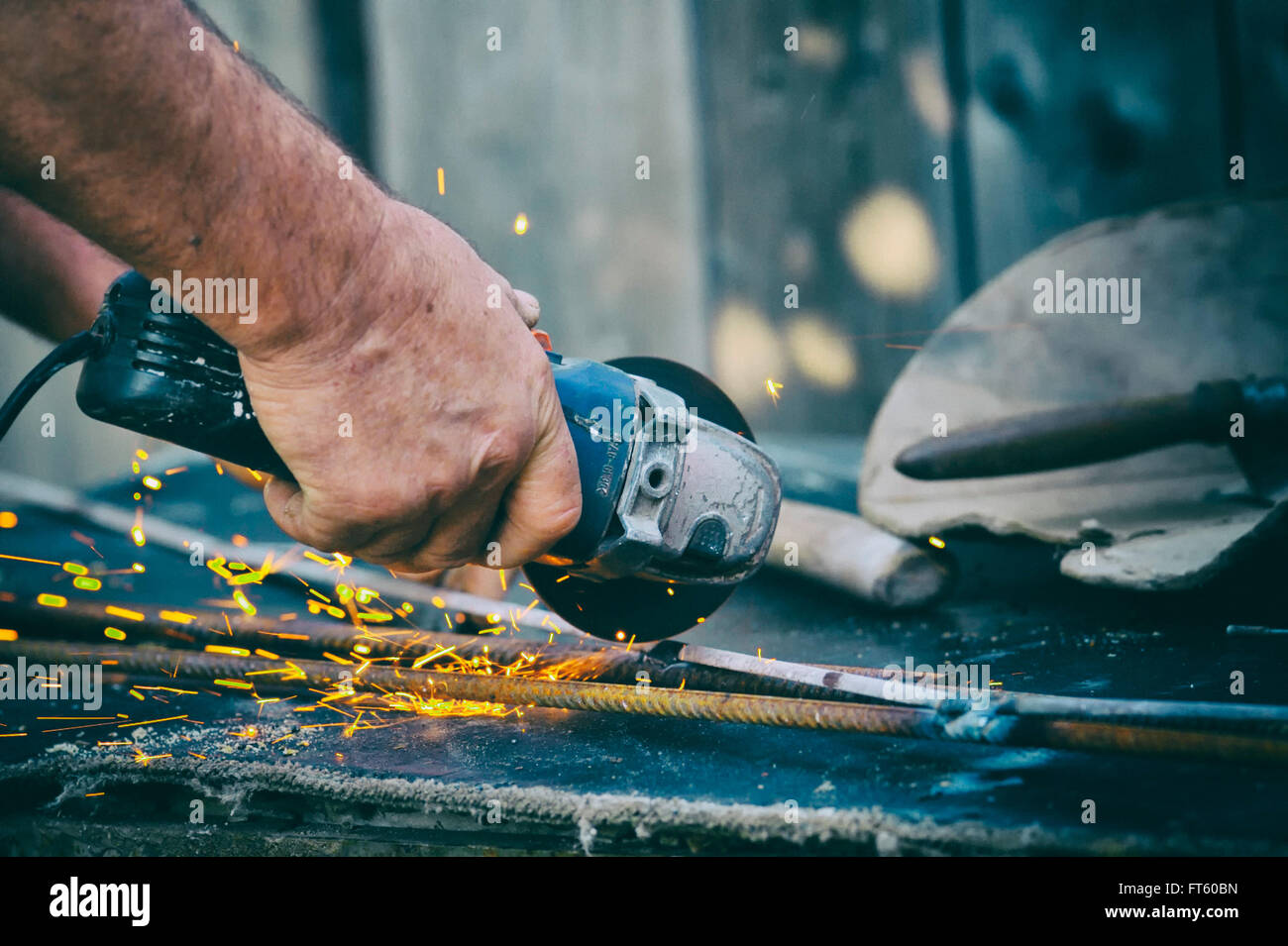 Electric wheel grinding on steel structure Stock Photo Alamy