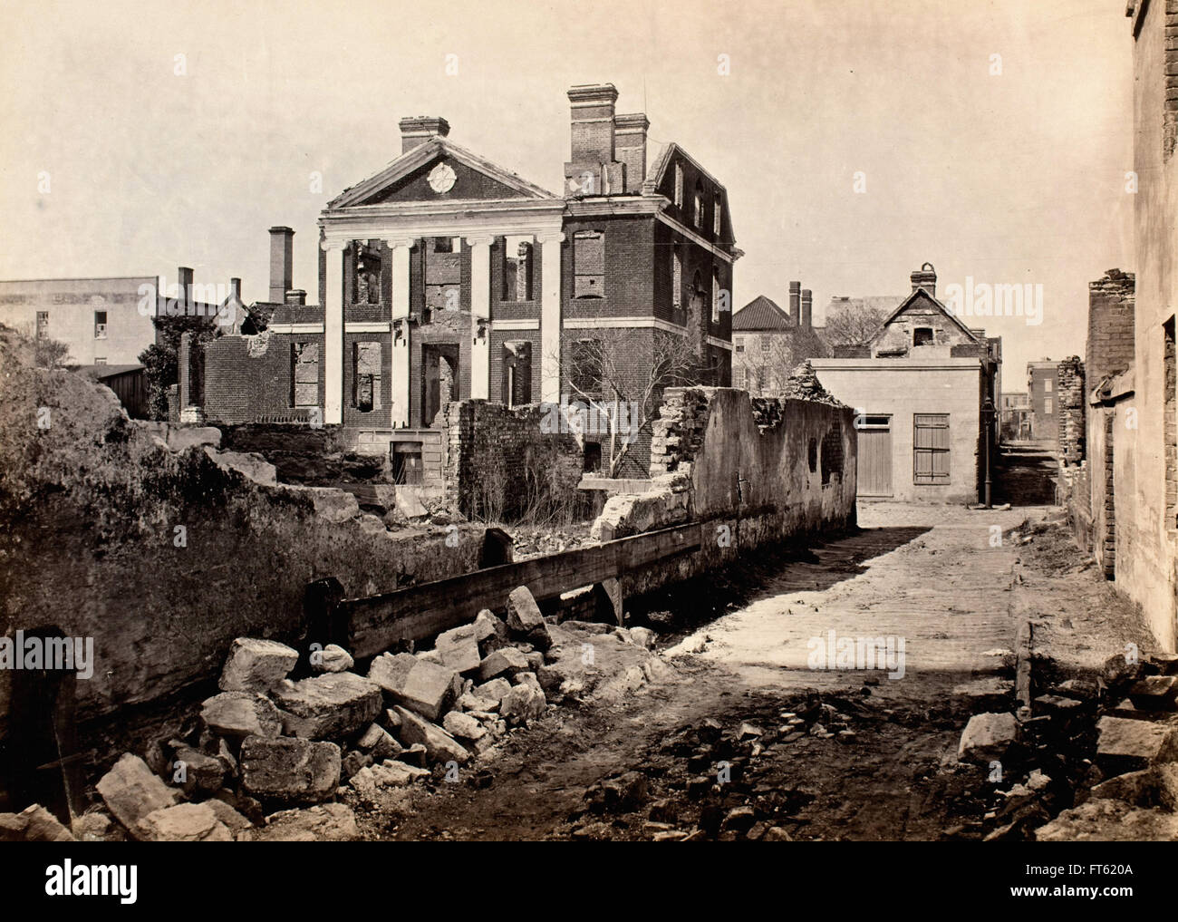 George N. Barnard - Ruins of the Pinckney Mansion, Charleston S.C. Stock Photo