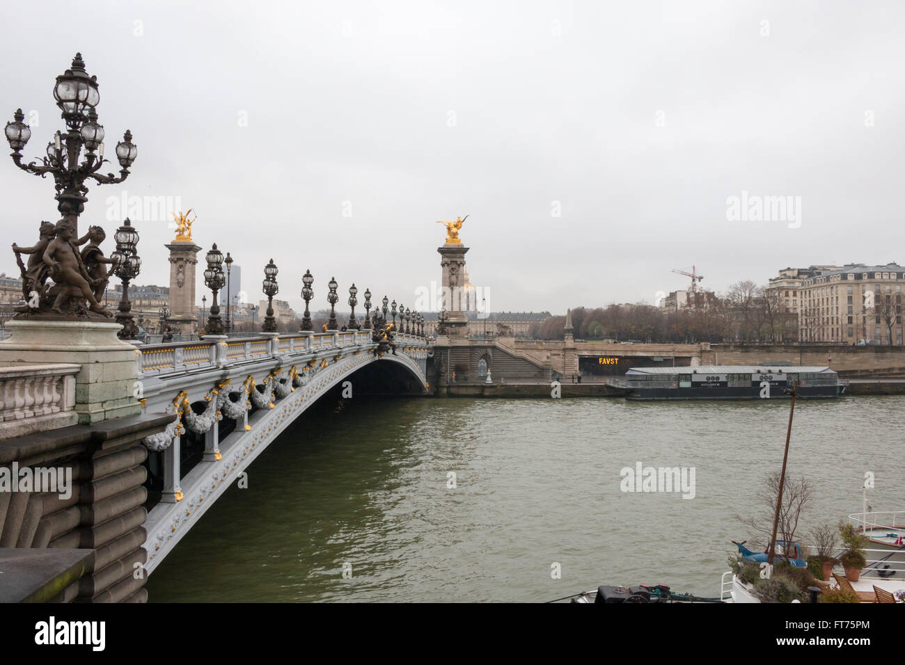 Deck arch bridge hi-res stock photography and images - Alamy