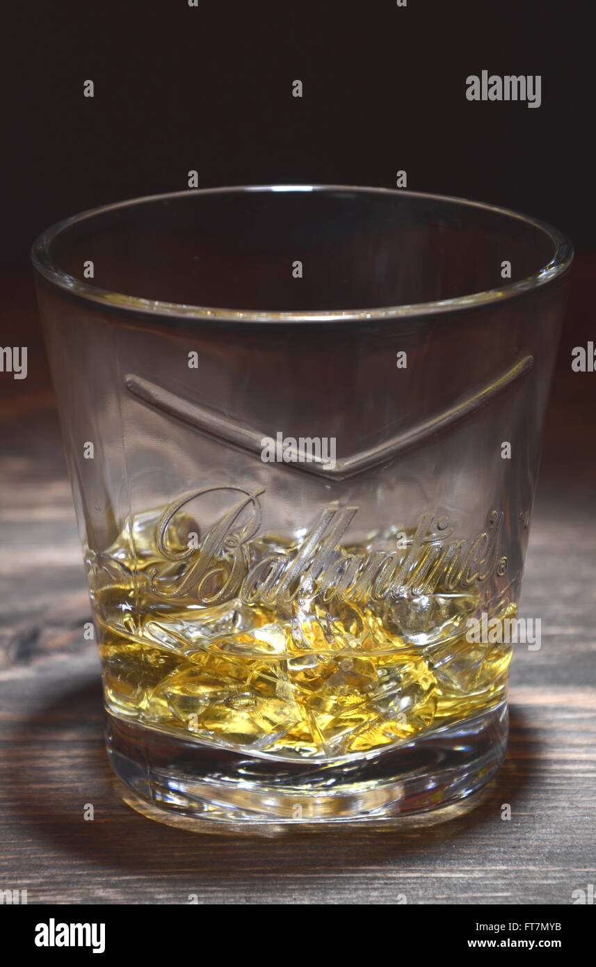 Ballantines whisky glass hi-res stock photography and images