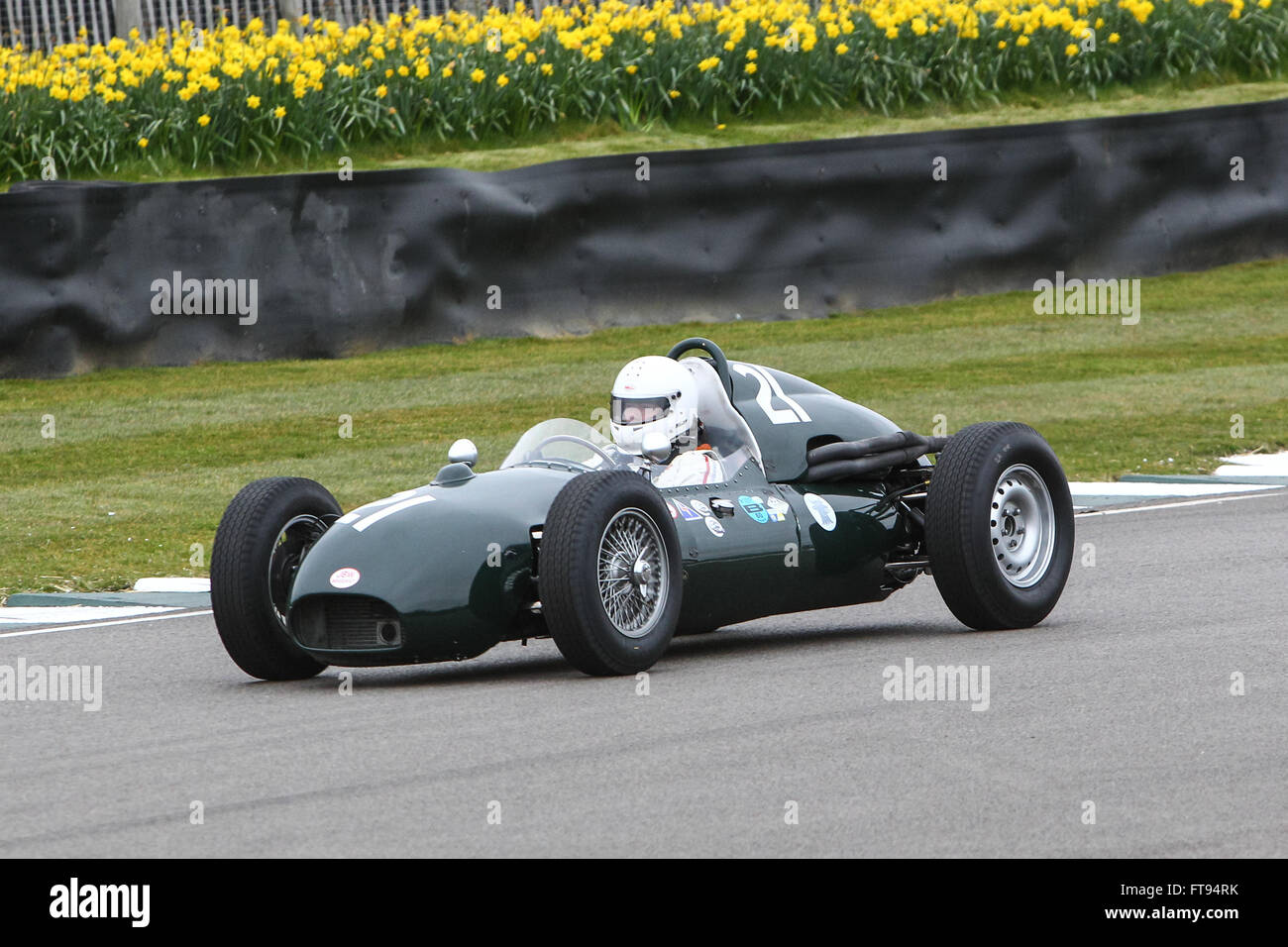 Goodwood classic historic motor racing at the Goodwood Members Meeting