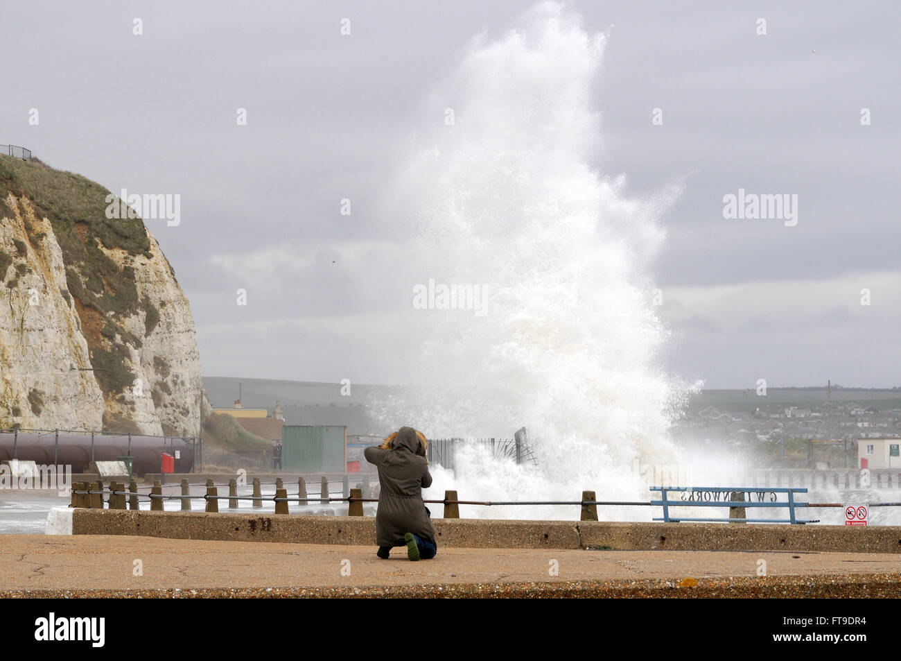 Newhaven, East Sussex, UK.26 March 2016.Windy weather arrives on the South coast. Photographer captures the waves.. Stock Photo