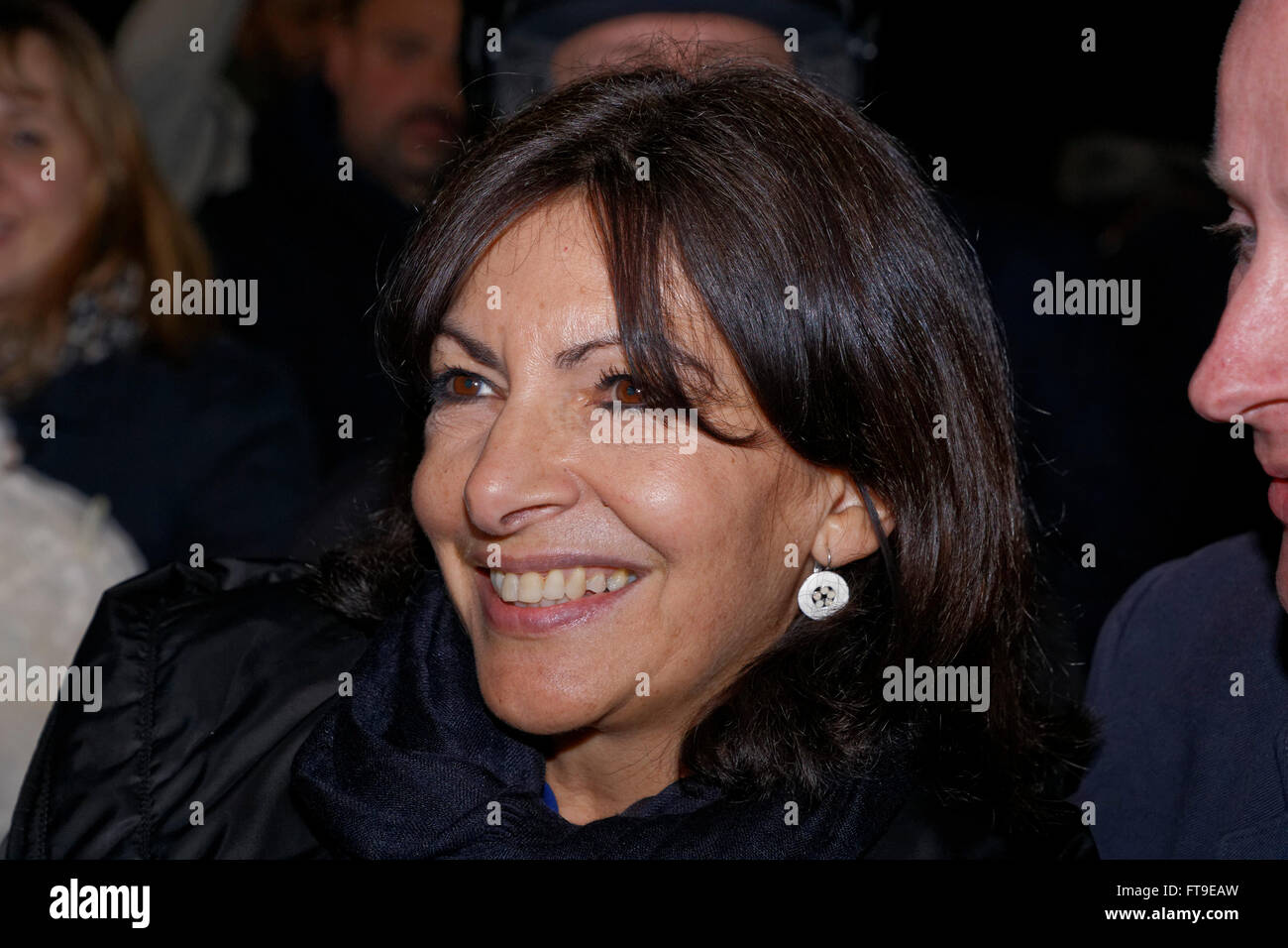 Paris, France. 25th March, 2016. The Mayor of Paris, Anne Hidalgo, attended the opening night of the Fair throne on the lawn of Reuilly in Paris, March 25, 2016. Credit:  Bernard Menigault/Alamy Live News Stock Photo
