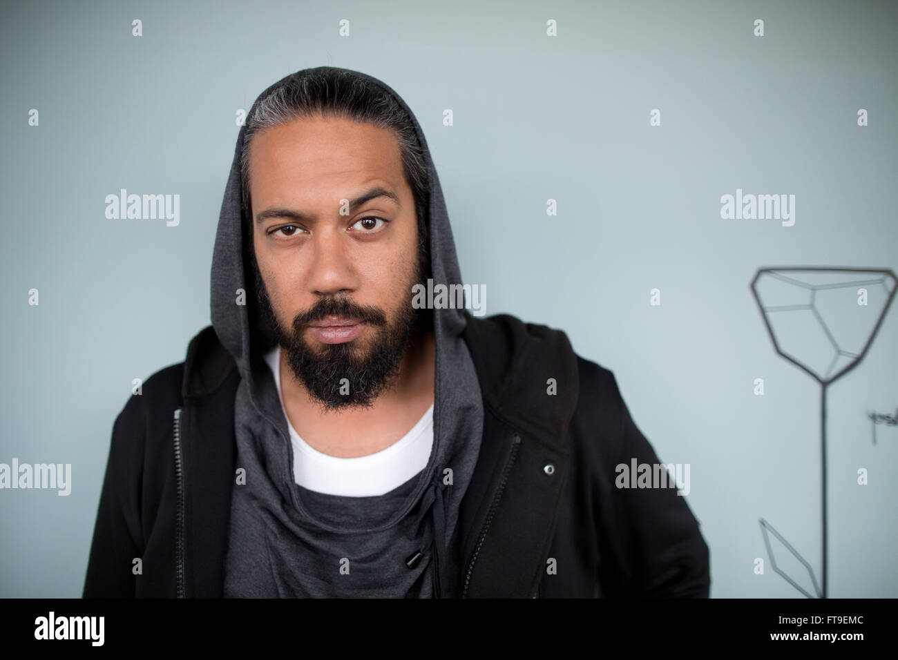 Berlin, Germany. 22nd Mar, 2016. Musician Samy Deluxe poses during an interview in Berlin, Germany, 22 March 2016. His album 'Beruehmte Letzte Worte' (lit. famous last words) comes out on 29 April 2016. Photo: Joerg Carstensen/dpa/Alamy Live News Stock Photo