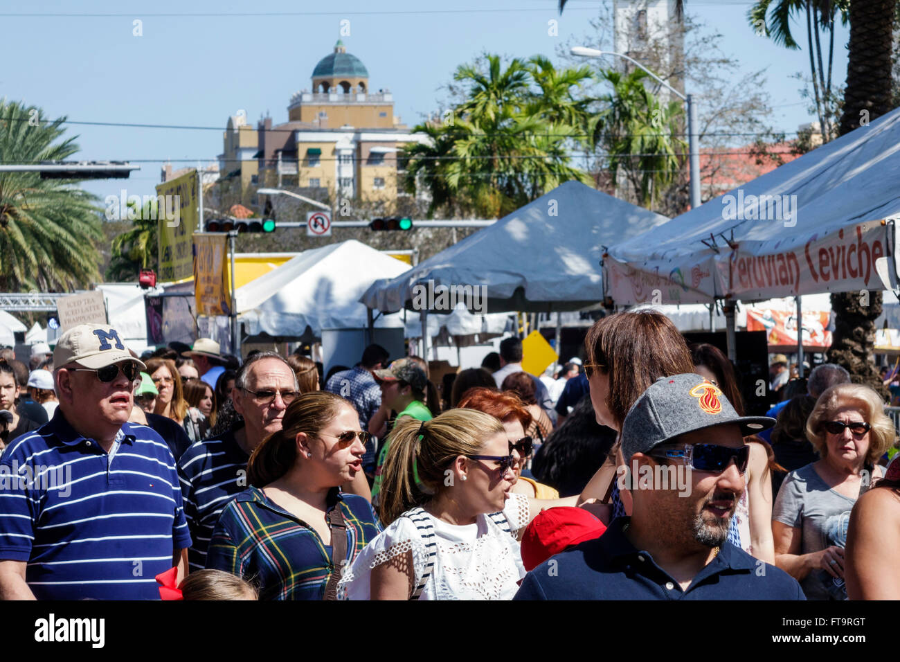 Miami Florida,Coral Gables,Carnaval Carnival Miracle Mile,street