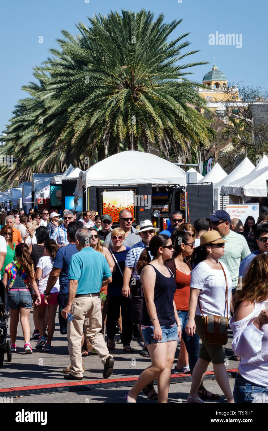 Miami Florida,Coral Gables,Carnaval Carnival Miracle Mile,street
