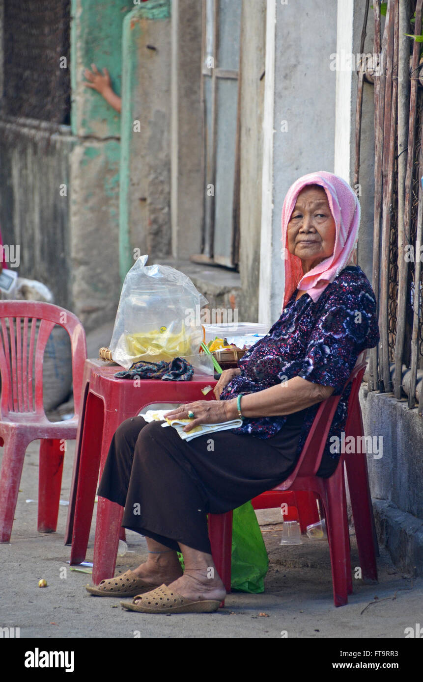 Lady sits in chair hi-res stock photography and images - Alamy