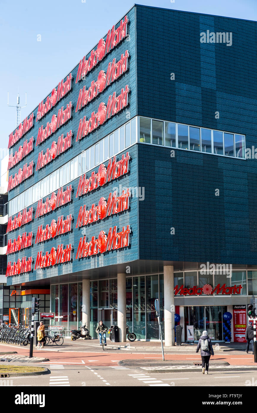 Ghent, Flanders, Belgium - 02 20 2021: The Mediamarkt and Delhaize retail  shops and parking Stock Photo - Alamy