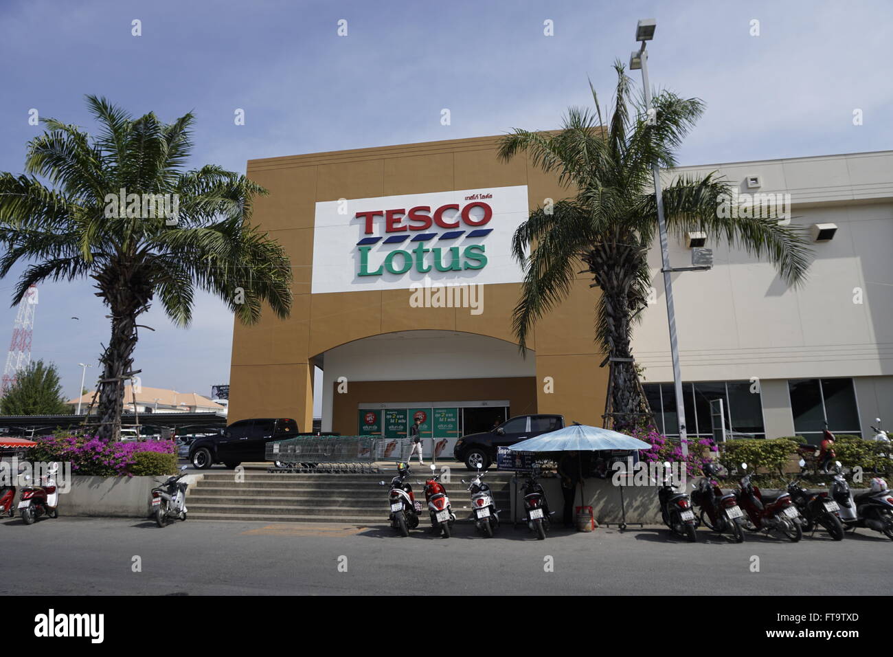 Thailand tesco lotus hi-res stock photography and images - Alamy