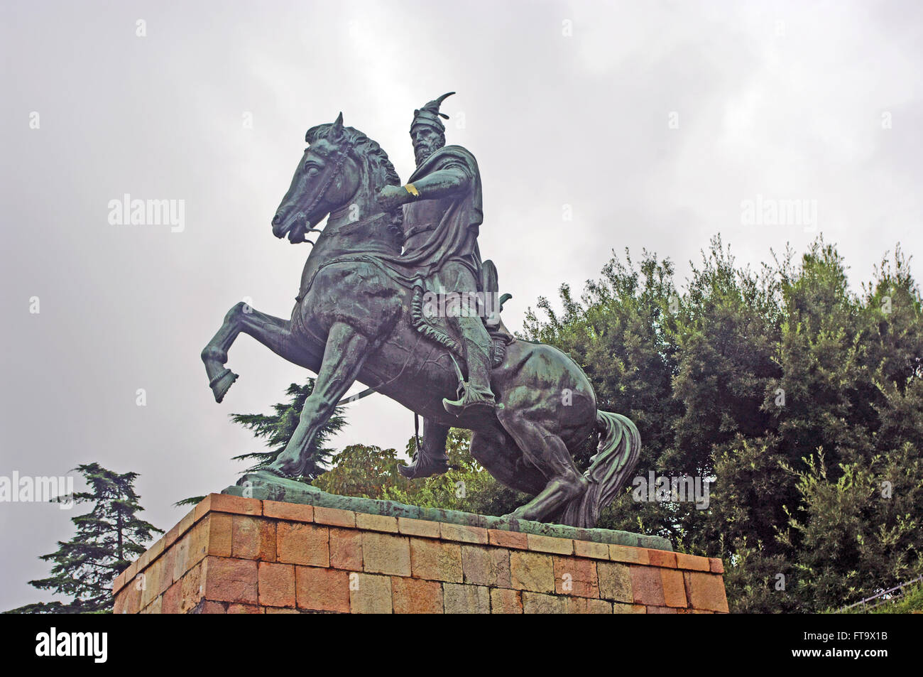 Equestrian statue of skanderbeg hires stock photography and images Alamy