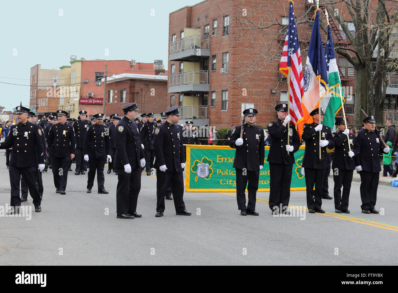 Flag day parade new york hi-res stock photography and images - Alamy