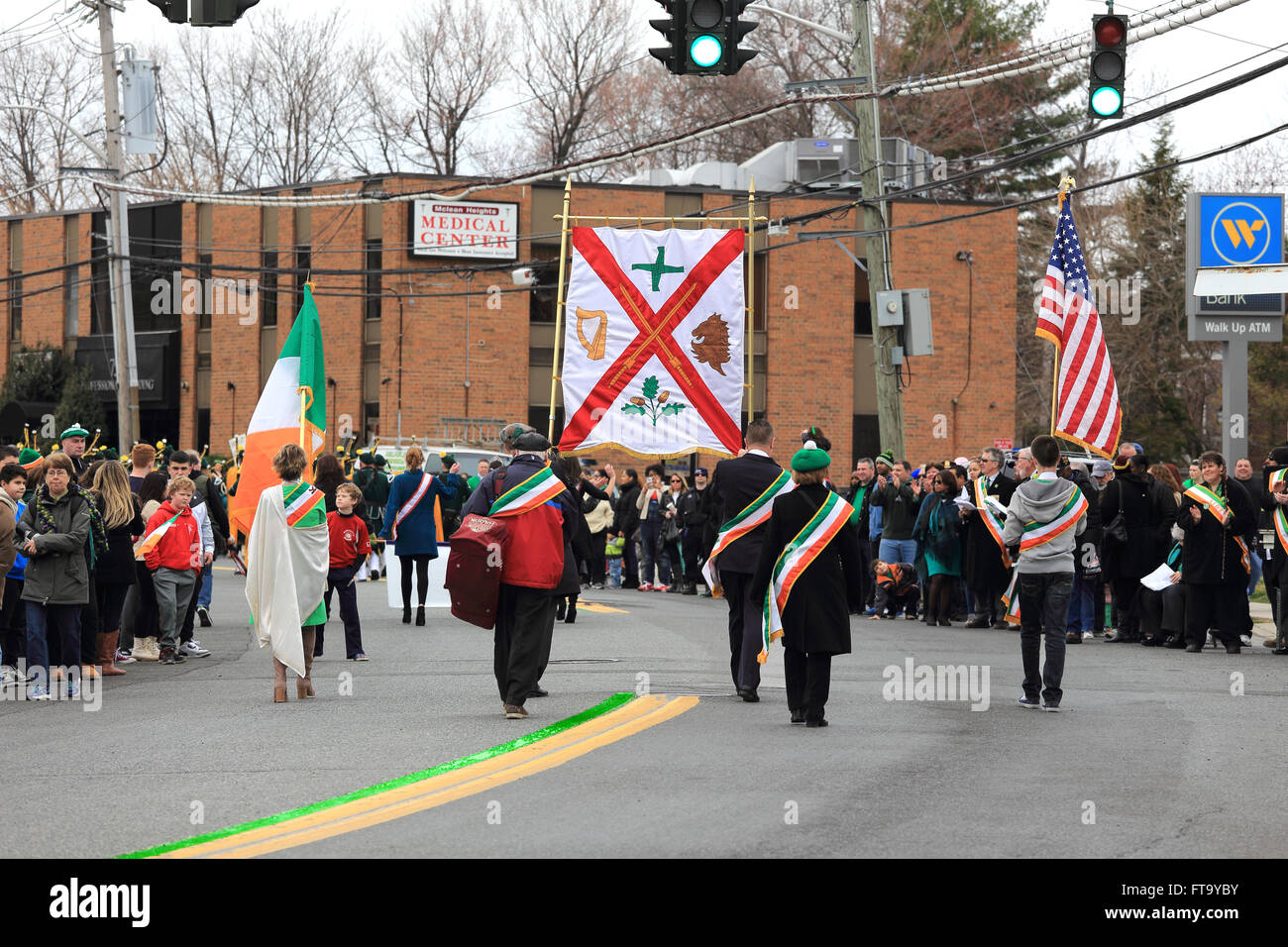 Marchers in St. Patrick's Day parade Yonkers New York Stock Photo Alamy