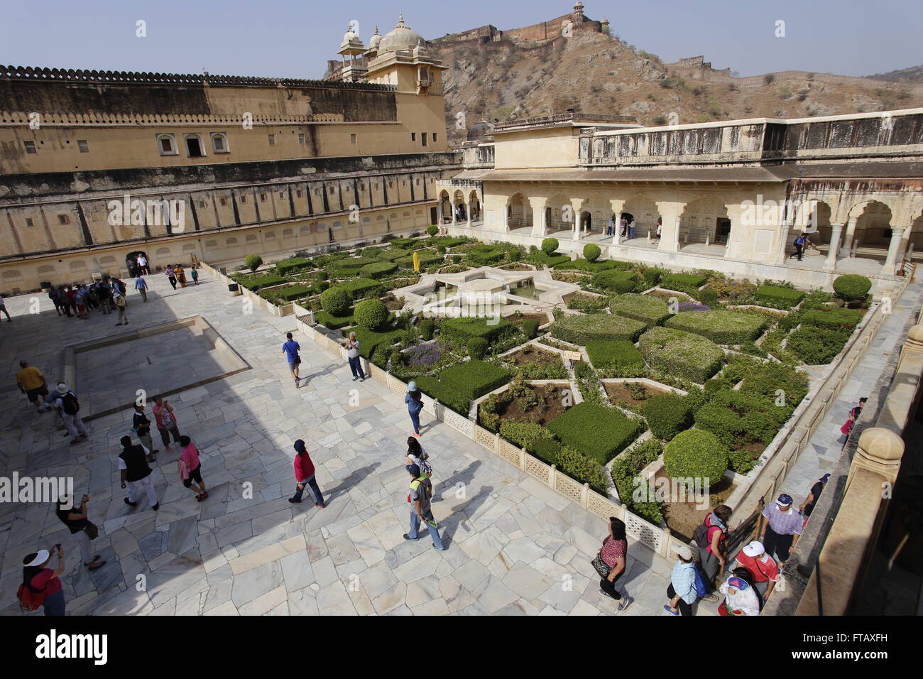 The gardens at the Amber Fort, Jaipur, Rajasthan, India Stock Photo