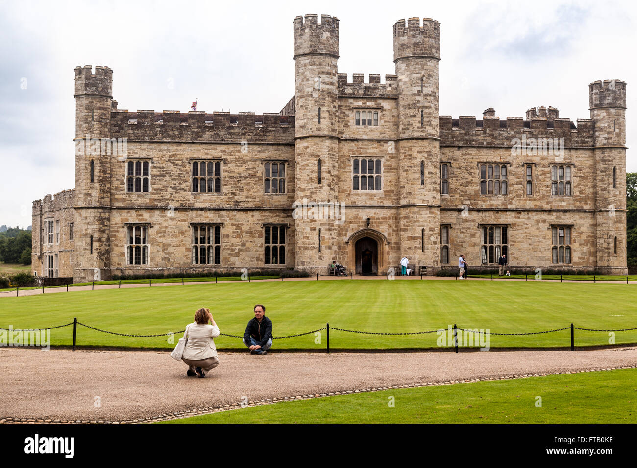 Leeds Castle Kent, England Stock Photo Alamy