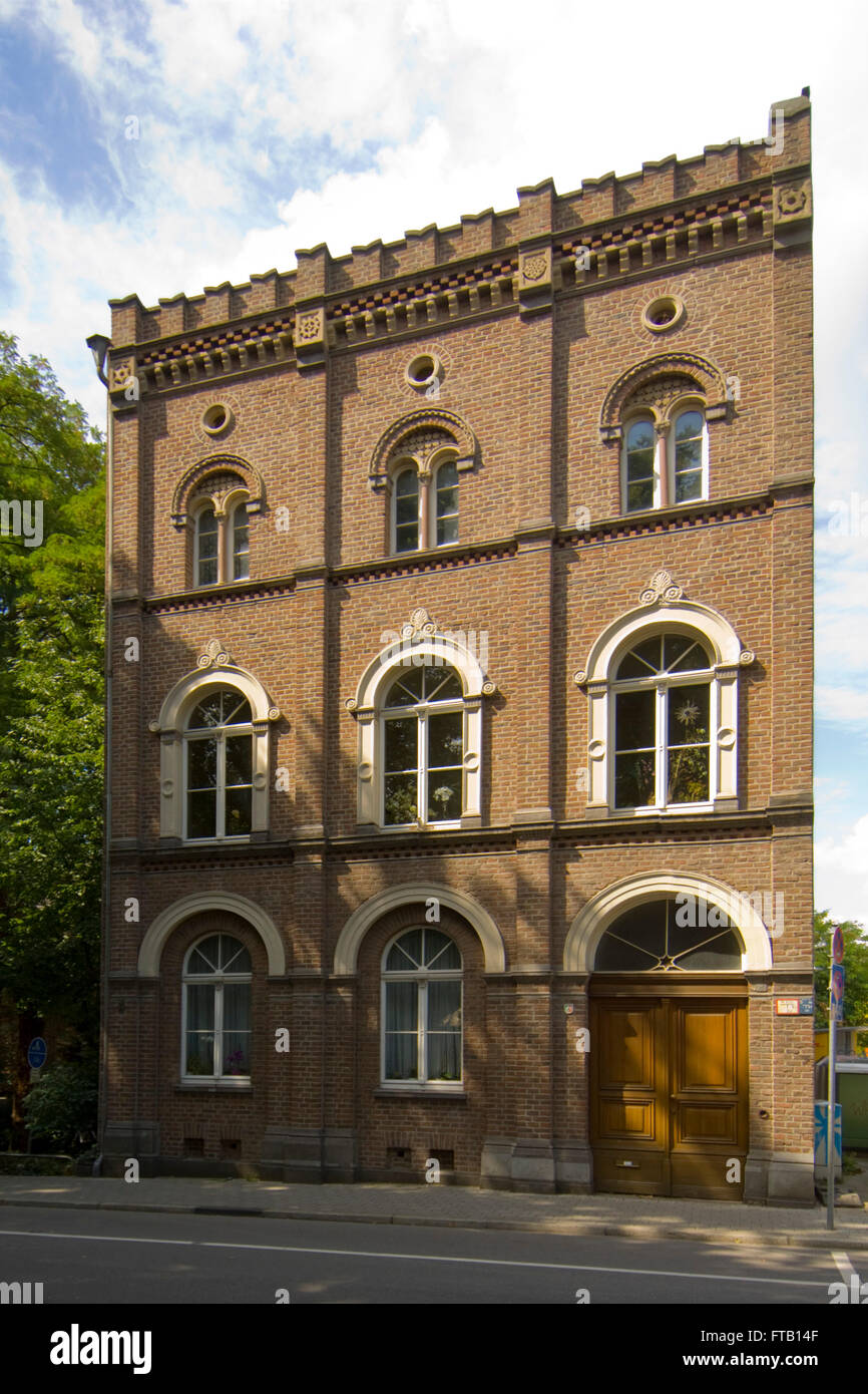 Deutschland, NRW, Neuss, Gebäude gegenüber dem Kulturzentrum 'Alte Post' Stock Photo