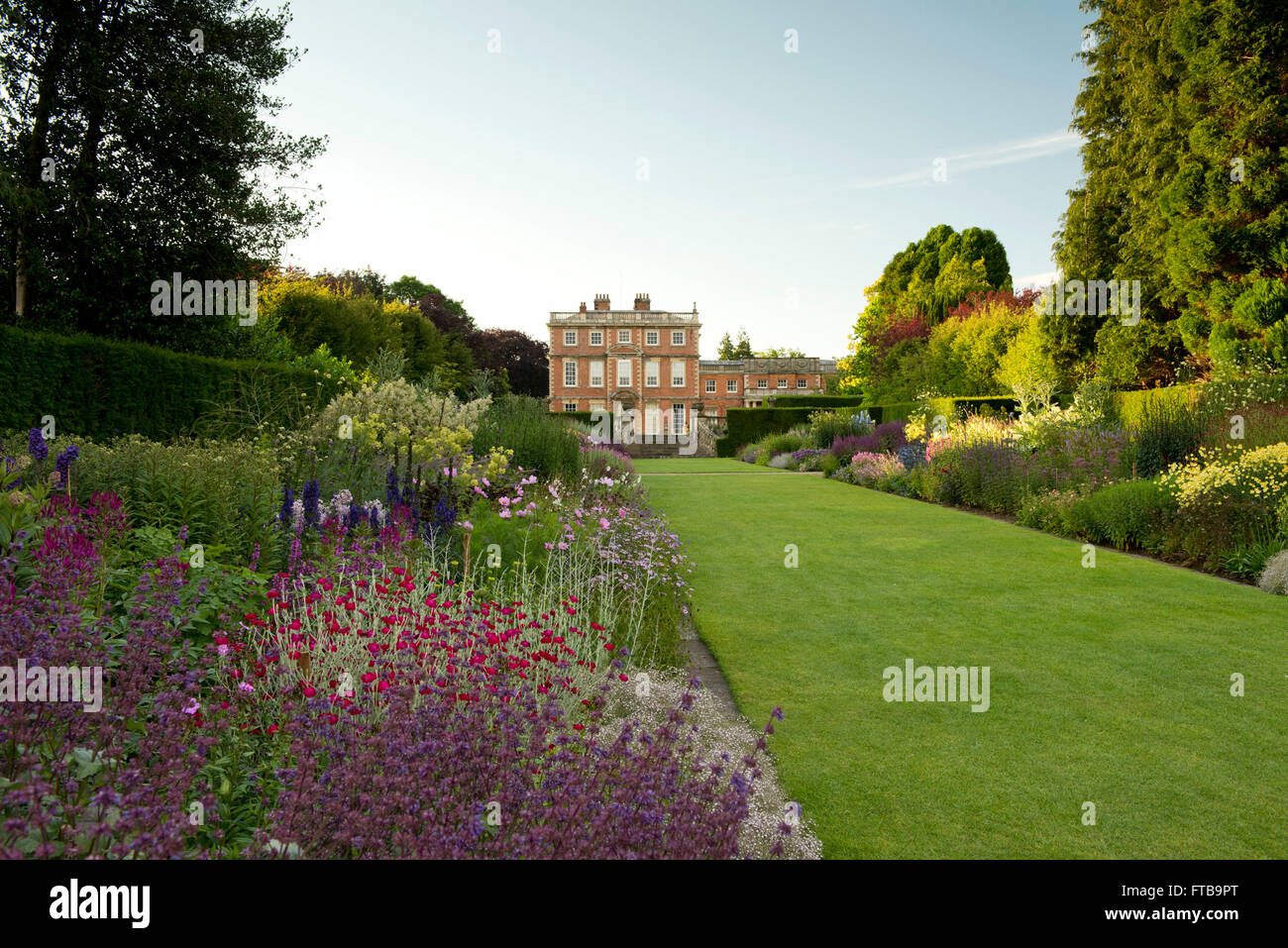 The double herbaceous borders at Newby Hall in Ripon, North Yorkshire, UK   The house was orginally designed by Christopher Wren Stock Photo