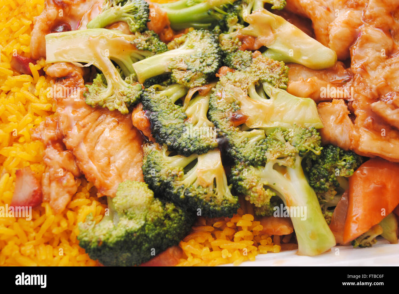 Chinese (American) Takeout of Chicken & Broccoli Stock Photo Alamy