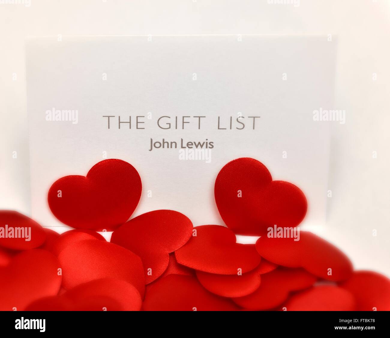 Gift List John Lewis Hi res Stock Photography And Images Alamy ring-victor-azzopardi