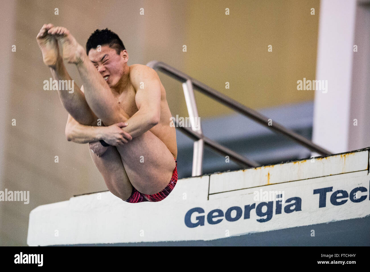 Ohio State diver Zeng Zhipeng during the NCAA Men's Swimming and Diving ...
