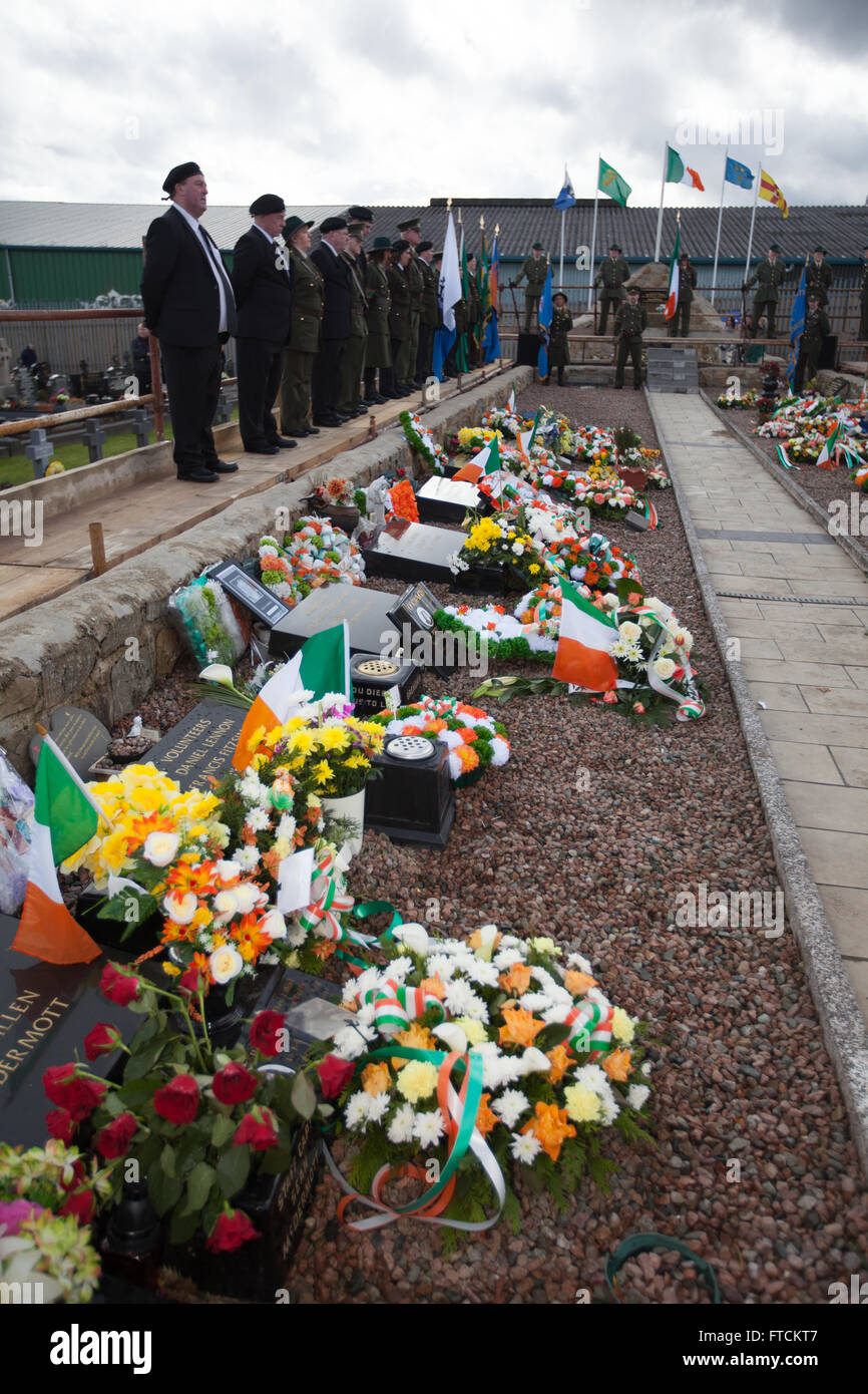 Falls Road, Belfast,UK 27th March 2016. Colour party at the republican plot in Milltown Cemetery  at the Easter Rising 100th Anniversary Parade Credit:  Bonzo/Alamy Live News Stock Photo
