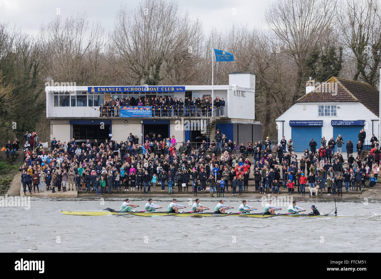 Oxford and Cambridge University Boat Race on River Thames from Putney to Mortlake, London England United Kingdom UK Stock Photo