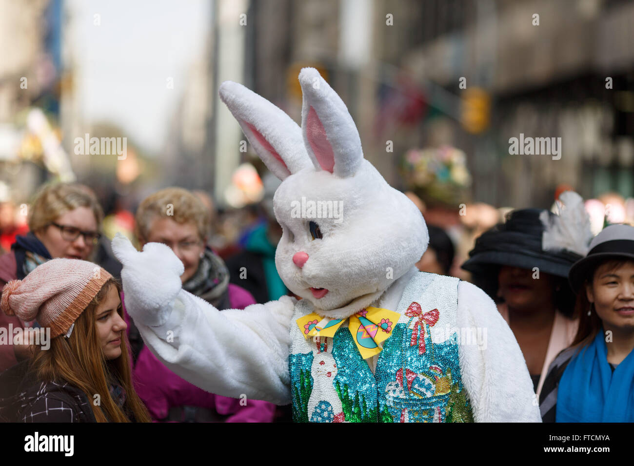 New York, USA. 27th Mar, 2016. A man dressed in Easter Bunny costume is