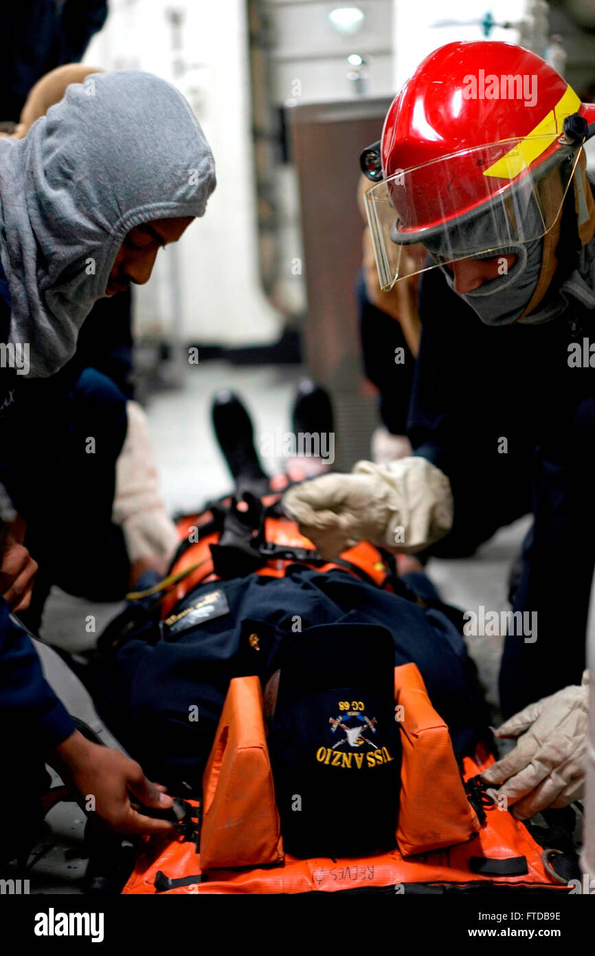 Stretcher bearer training hires stock photography and images Alamy