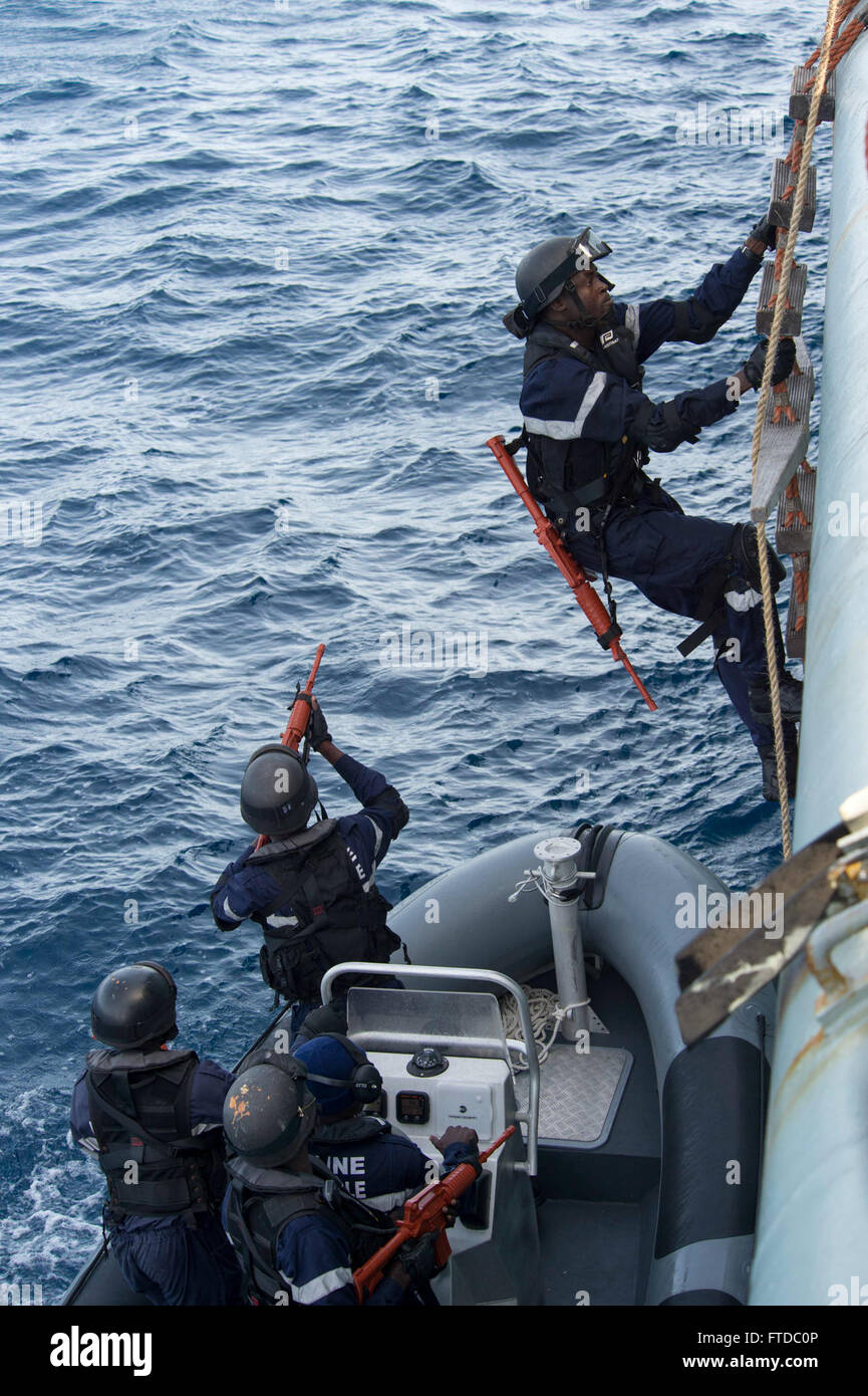 150425-N-TC720-035 ATLANTIC OCEAN (April 25, 2015) Members of the Senegalese military embark the Portuguese navy frigate Bartolomeu Dias (F-333) for a visit, board, search and seizure drill during Exercise Saharan Express 2015, April 25. Saharan Express is a U.S. Africa Command-sponsored multinational maritime exercise designed to increase maritime safety and security in the waters of West Africa. (U.S. Navy photo by Mass Communication Specialist 3rd Class Mat Murch/Released) Stock Photo