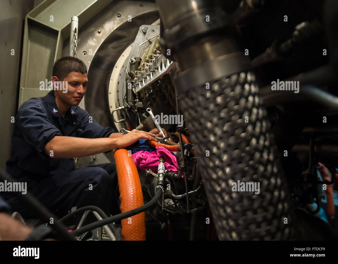 Mechanical actuator hires stock photography and images Alamy