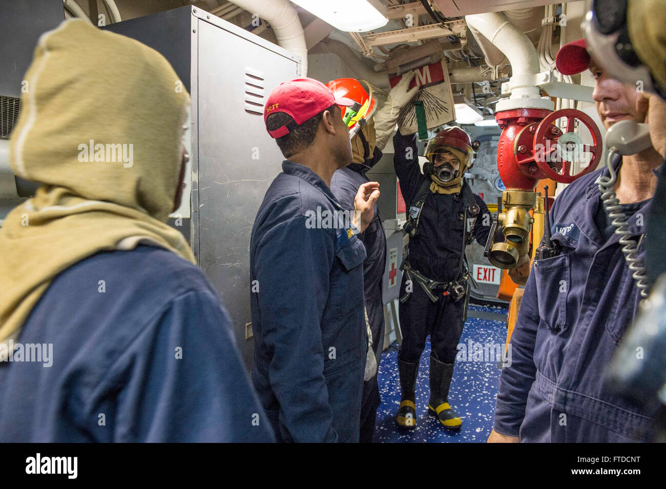 Chief machinist mate hi-res stock photography and images - Alamy