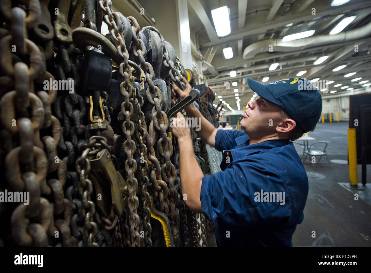 Boatswains mate locker hires stock photography and images Alamy