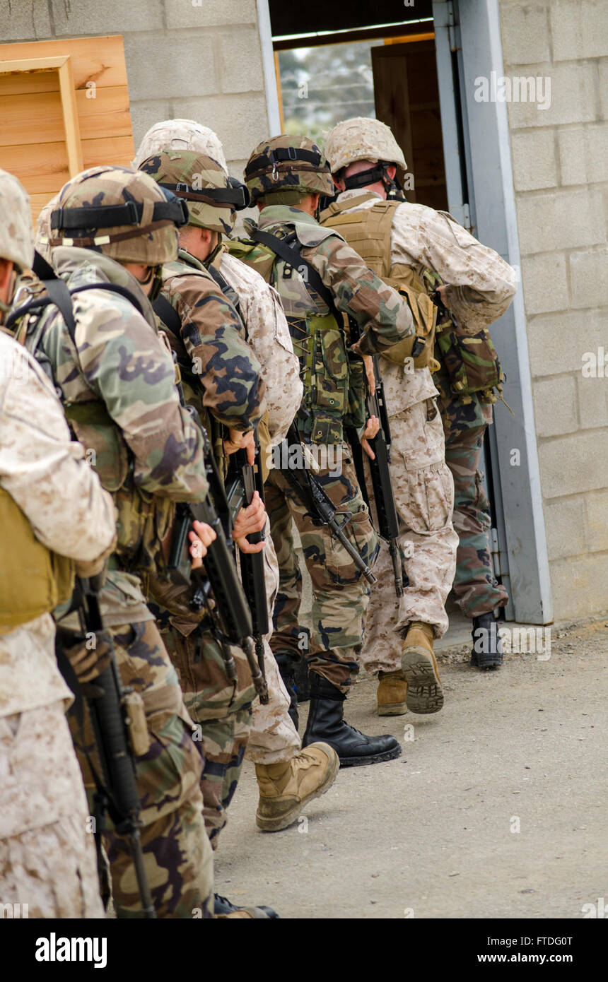 ROTA, Spain (Oct. 3, 2013) - Marines from both the Spanish infantry and ...