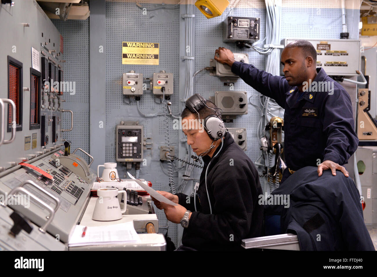 U s navy chief gas turbine hi-res stock photography and images - Alamy