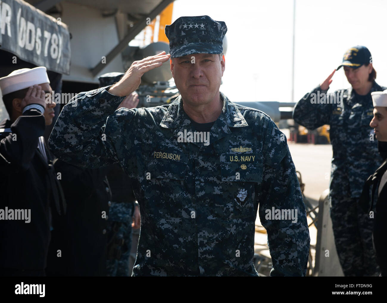 Commander of u s naval fleet forces command hi-res stock photography ...