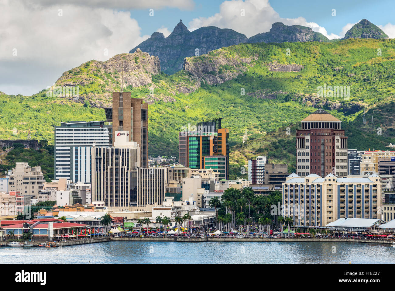 Port louis cityscape hi-res stock photography and images - Alamy