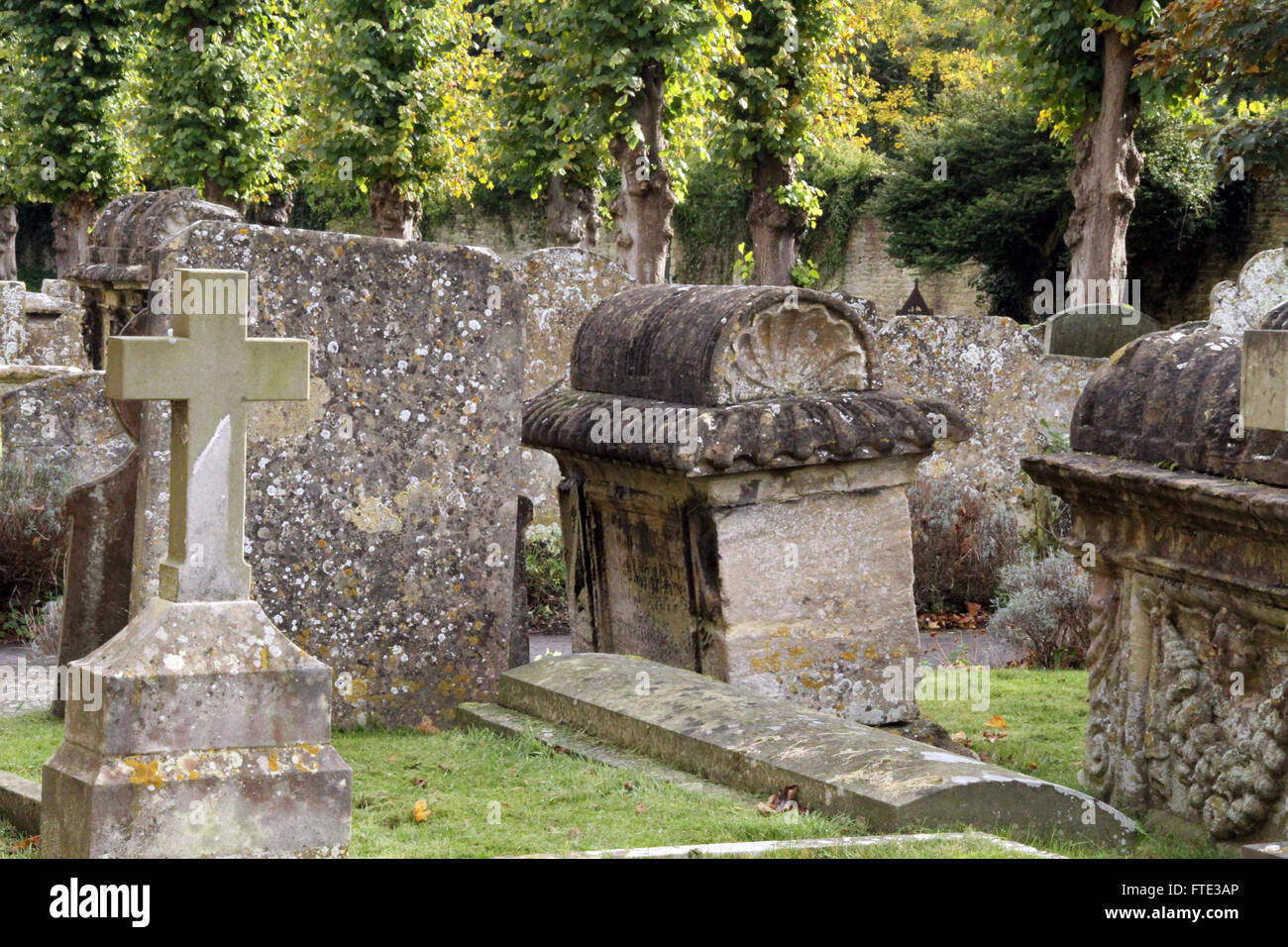 Neglected gravestone hi-res stock photography and images - Alamy