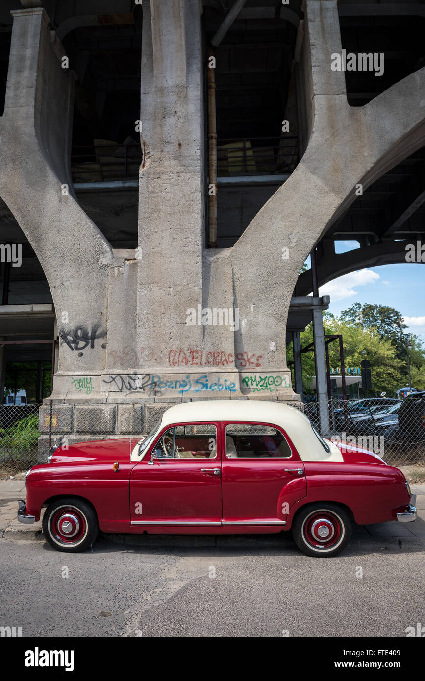 Vintage gla,our hi-res stock photography and images - Alamy