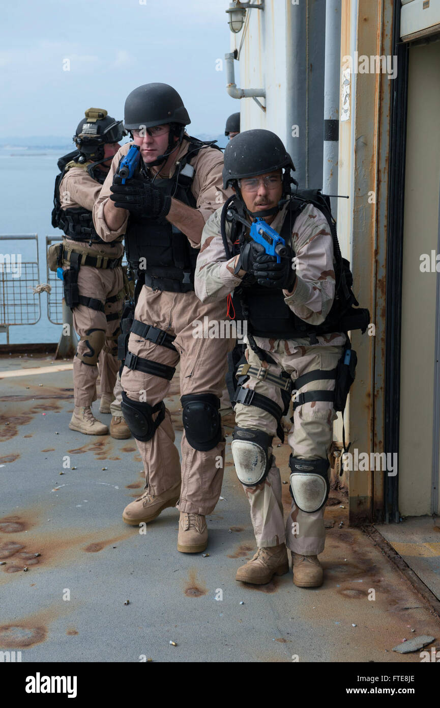 Operational support team hi-res stock photography and images - Alamy