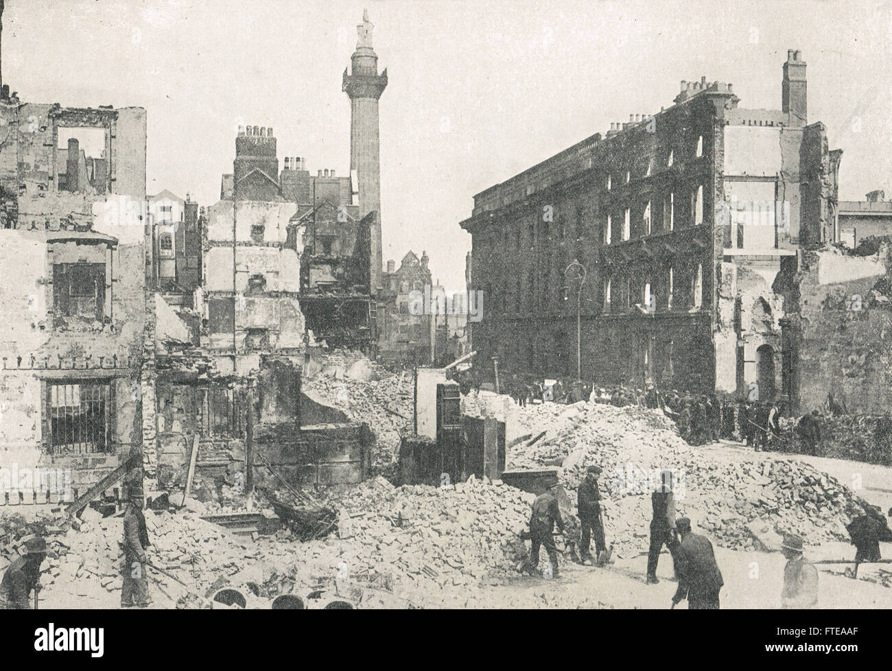 Sackville St (now O'Connell Street) during Easter uprising 1916 Stock Photo