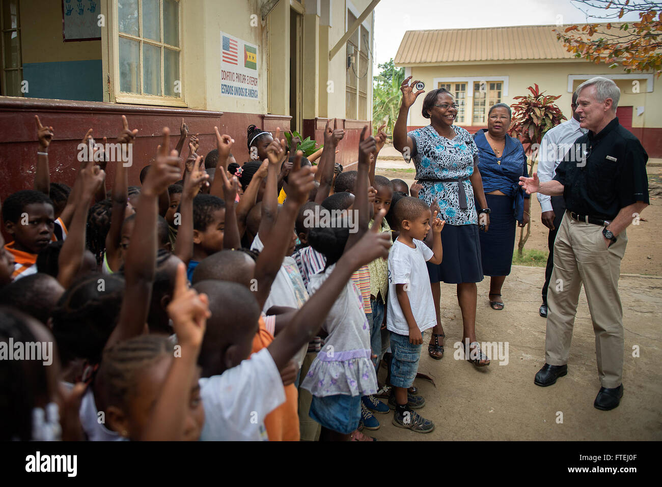 SÃO TOMÉ, São Tomé and Príncipe (Aug. 16, 2013) Secretary of the Navy
