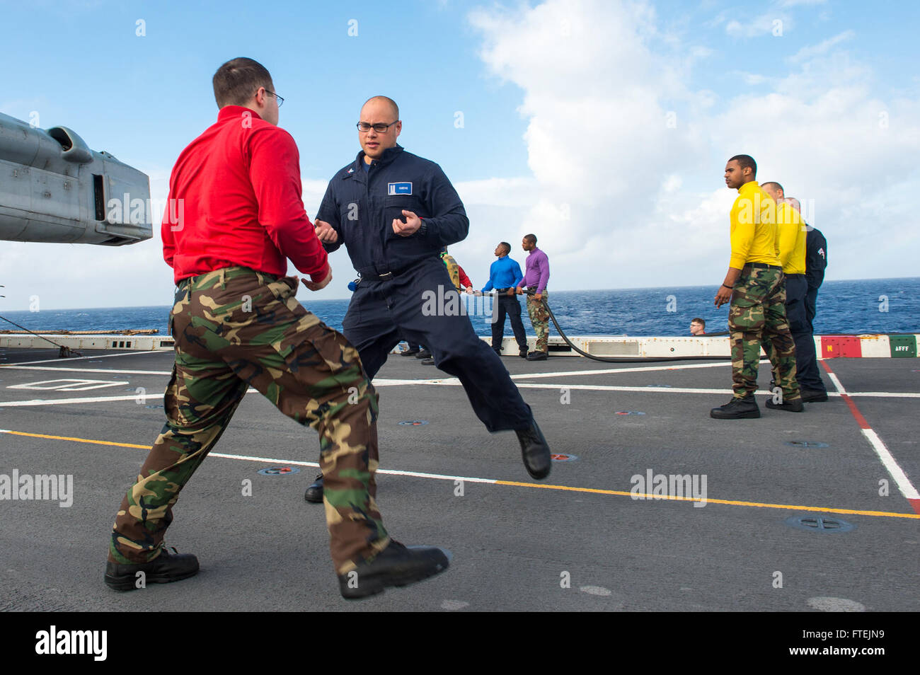 Training ship sailors hi-res stock photography and images - Alamy