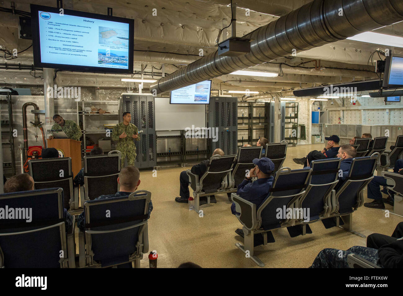 Military intelligence detachment hi-res stock photography and images ...