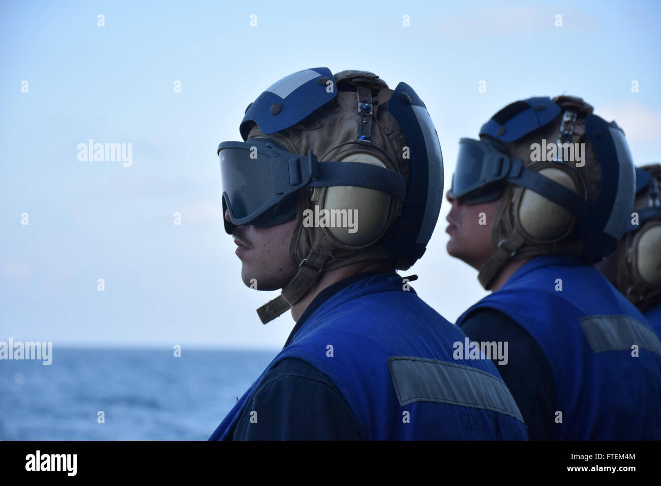 2015 boatswains mate 3rd class alec scott hires stock photography and images Alamy