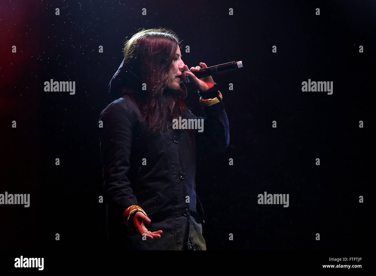 Torino, Italy. 28th Feb, 2016. Singer Paola Turci performs under the heavy rain at Castle Square in Turin during the celebrations of the 10th anniversary from the Winter Olympics. © Daniela Parra Saiani/Pacific Press/Alamy Live News Stock Photo