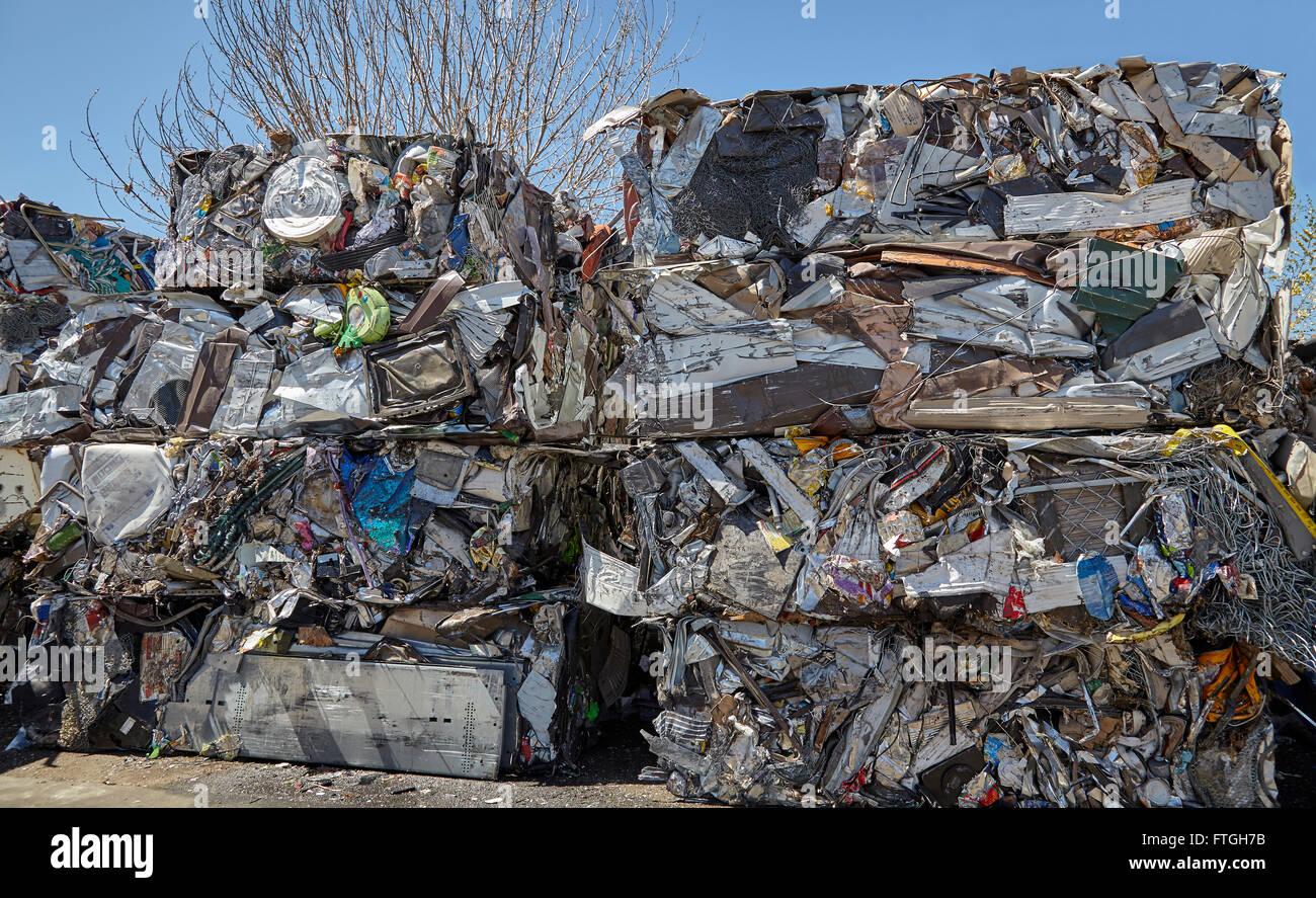 Trash cubes hires stock photography and images Alamy