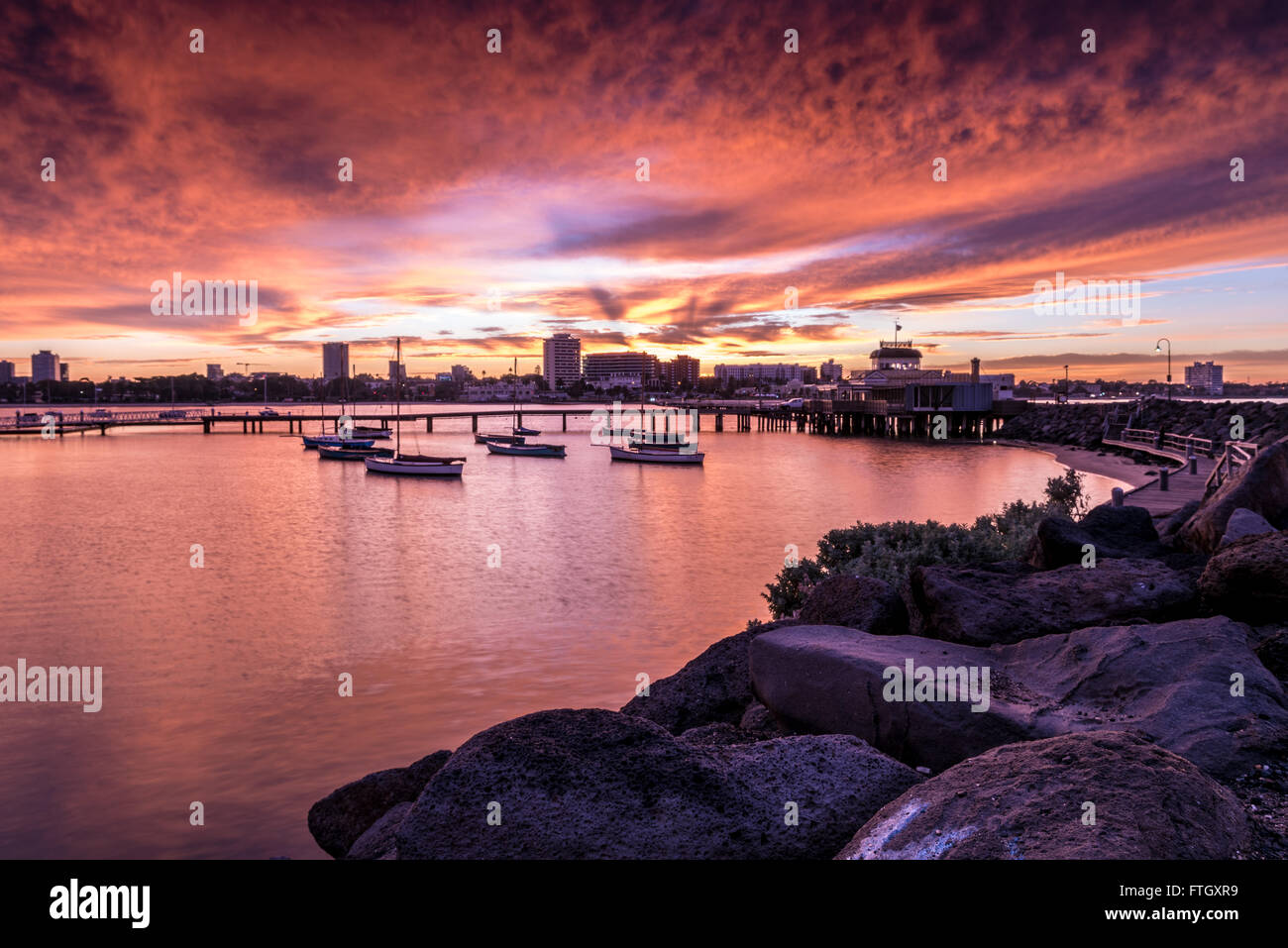 Sunrise Over St Kilda Melbourne Australia Stock Photo 101175853